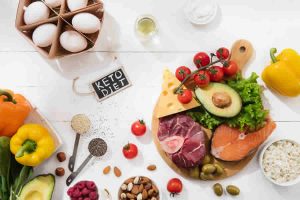 Dieta chetogenica: come funziona, pro e contro, alternative